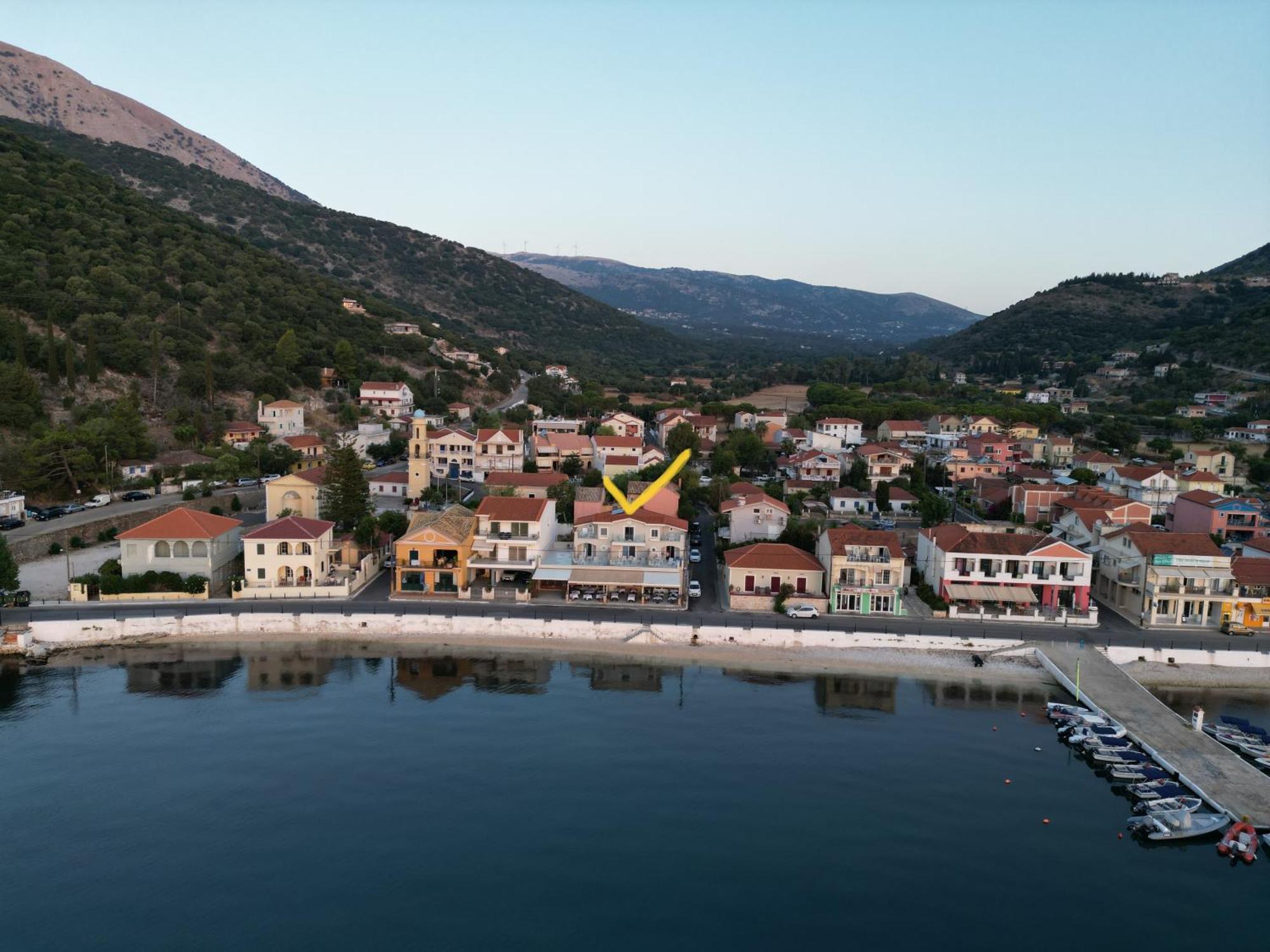 Sunrise Bay Apts Αγία Ευφημία Εξωτερικό φωτογραφία